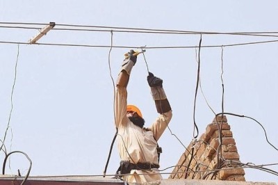30-month-old boy booked for electricity theft in Sindh: report