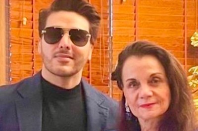 Veteran Indian actor Mumtaz’s love for Pakistani dramas brings her to Karachi