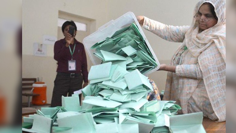 Vote count begins as polling for general elections end in Pakistan