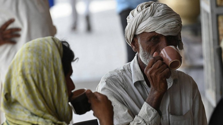 Pakistani chai lovers consume over $436 million worth of tea in 8 months