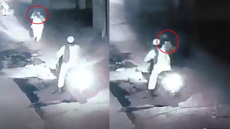WATCH: Man slaps armed dacoit to foil robbery bid in Gujranwala