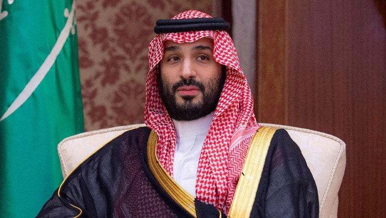 Saudi Crown Prince orders launch of “Road to Makkah Project” at Karachi airport
