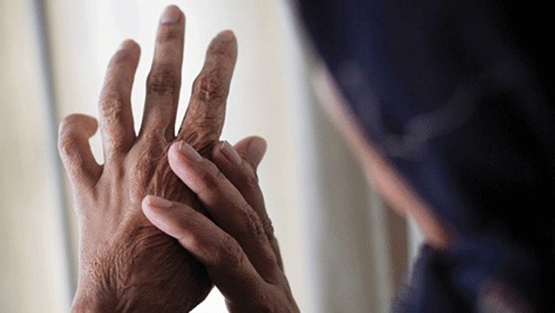 Karachi man sentenced to 14 years in jail for acid attack on wife