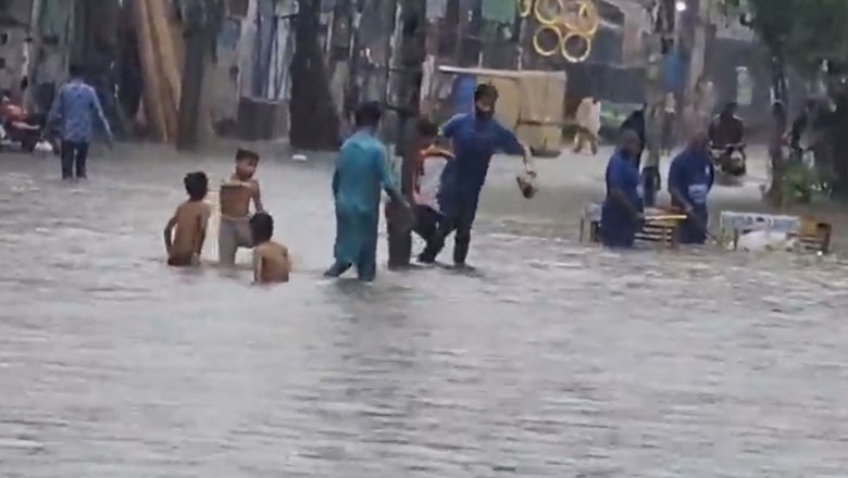 315 mm rainfall in Lahore shatters 30-year record