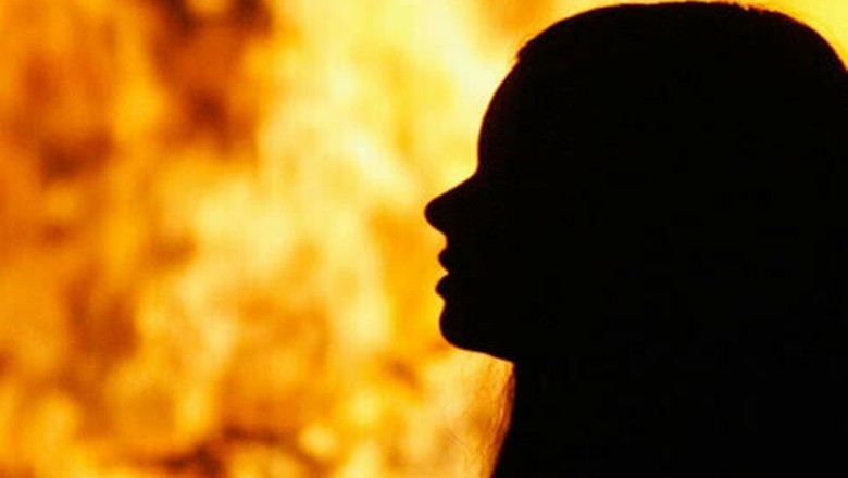 Bahawalnagar girl burnt alive by husband over suspicion of extra-marital affairs