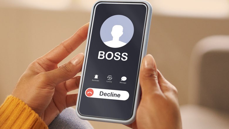 Australia grants employees right to ignore work calls, emails after office hours