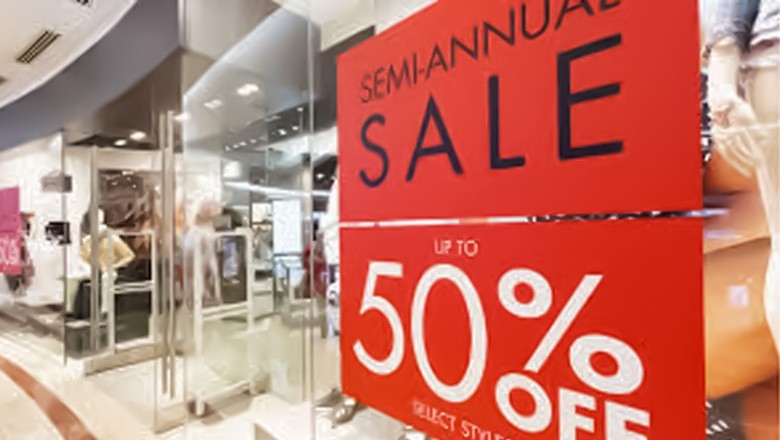 Govt issues notices to famous brands over misleading discount ads