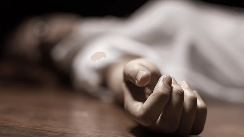 Indian man kills wife with the help of two girlfriends
