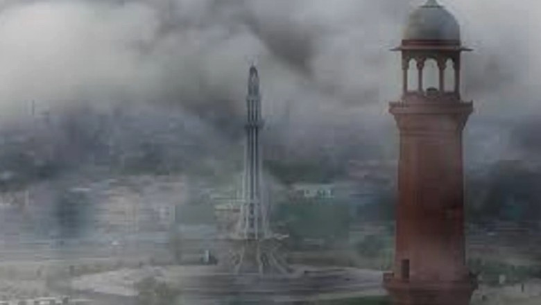 Lahore chokes under extreme air pollution as AQI surpasses 1000