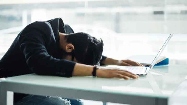 Gen Z employee's excuse for late arrival after overtime sparks work ethics debate