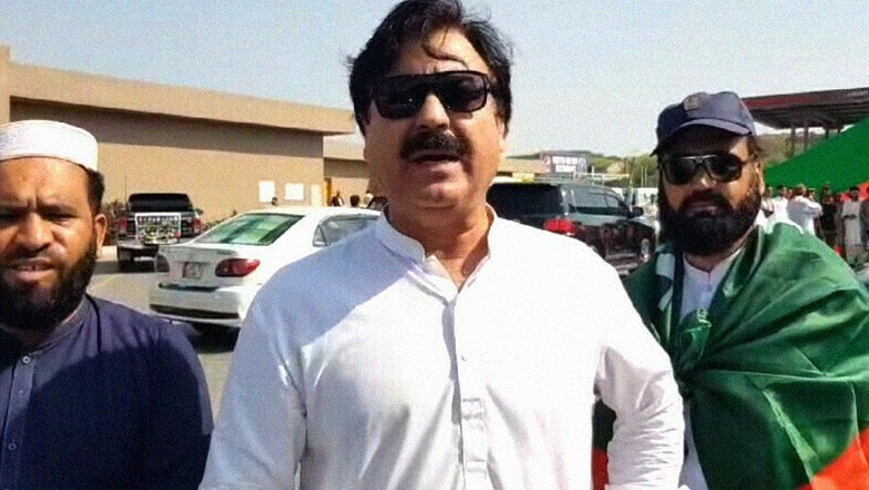 PTI's Shaukat Yousufzai demands internal inquiry over sudden end to protest