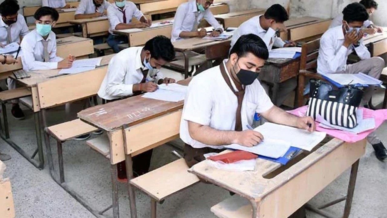 Karachi intermediate board chairman allows students to check their exam copies amid outrage over result