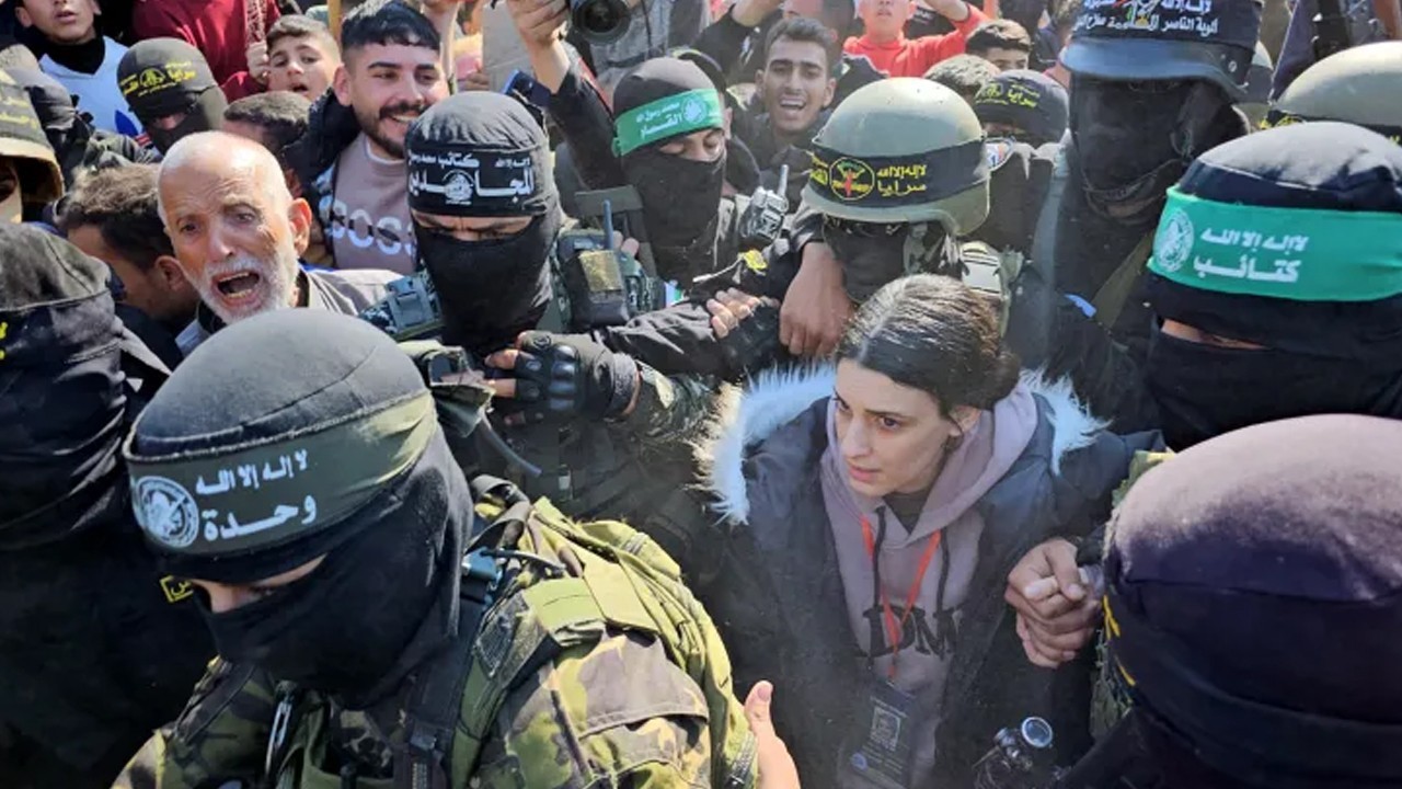 Hamas releases eight Israeli hostages, including five Thai nationals