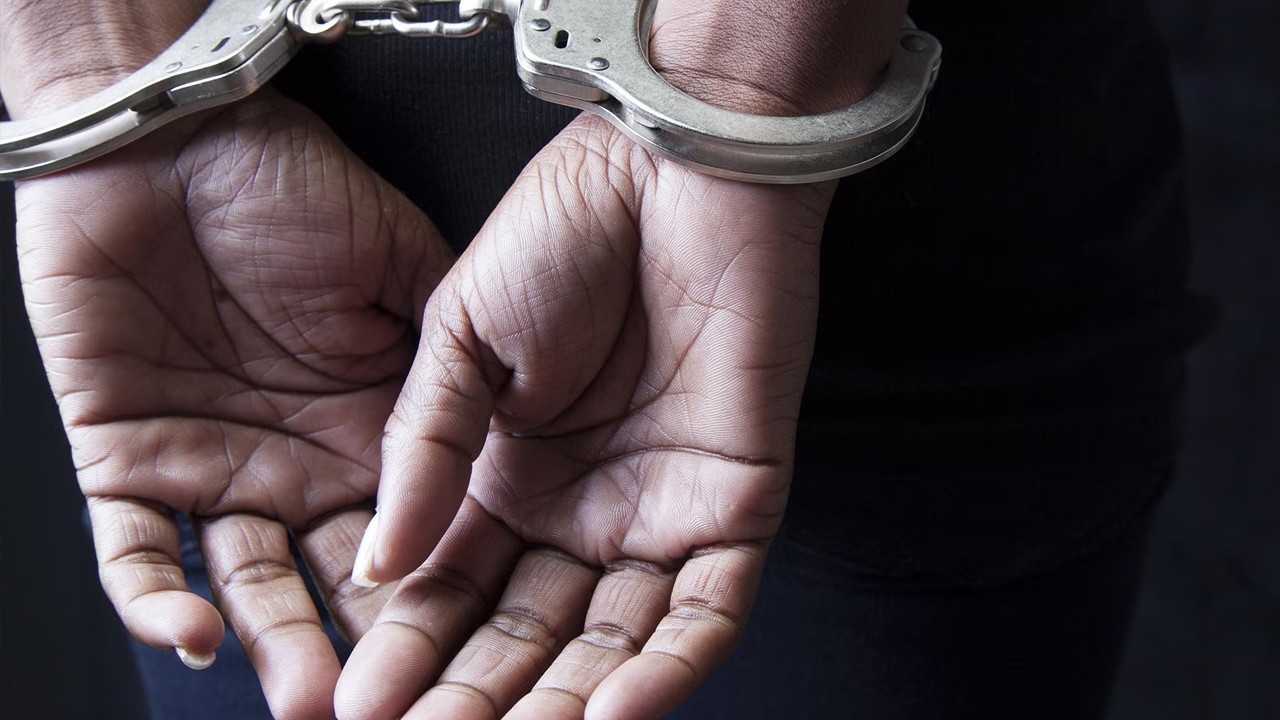 Lahore police officers, women arrested for honey trapping men, filming obscene videos