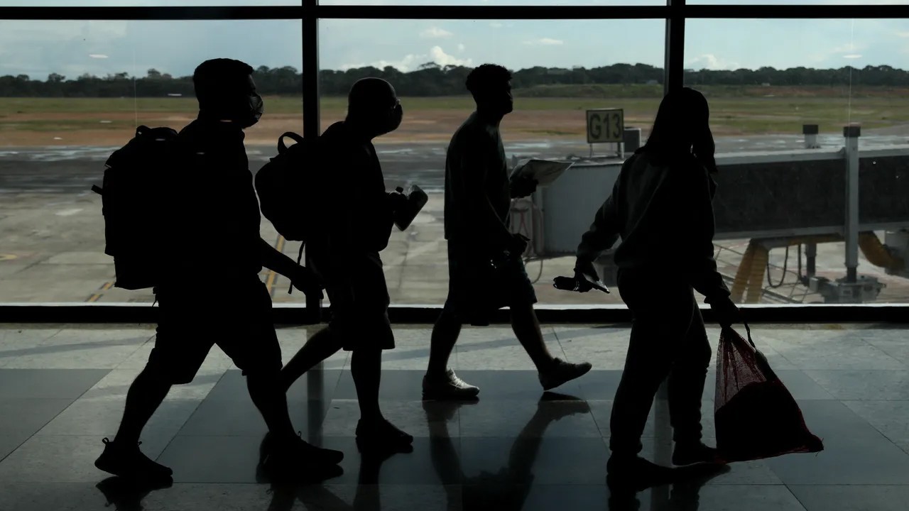 US deports Pakistani national after labeling him security threat