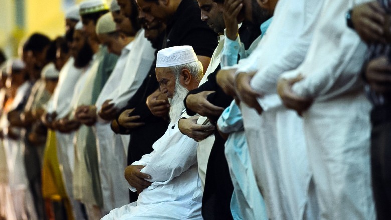 Three killed in Narowal during tarawih prayers over personal feud