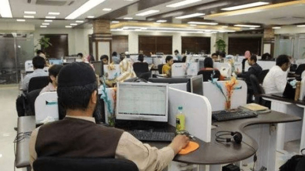 Wide gender pay gap plagues Pakistan: ILO report