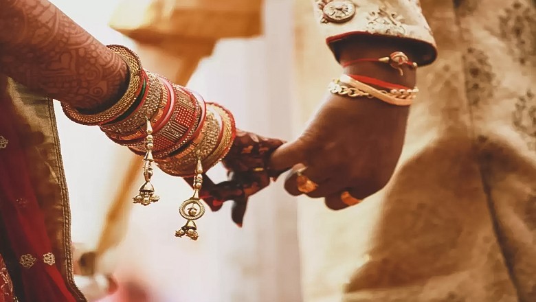 India: Groom cancels wedding after bride's family's can't afford feast for 600 guests