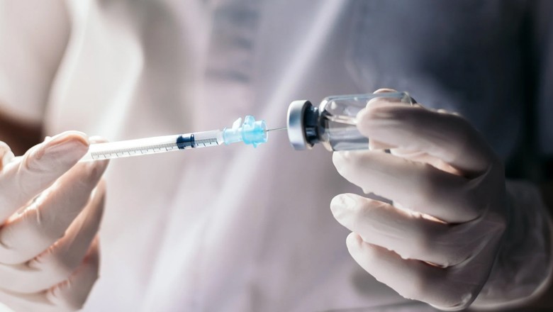 No proven link between COVID vaccine and heart attacks, experts say