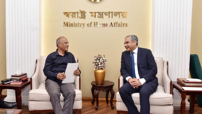 Pakistani diplomats, officials can now visit Bangladesh without visa