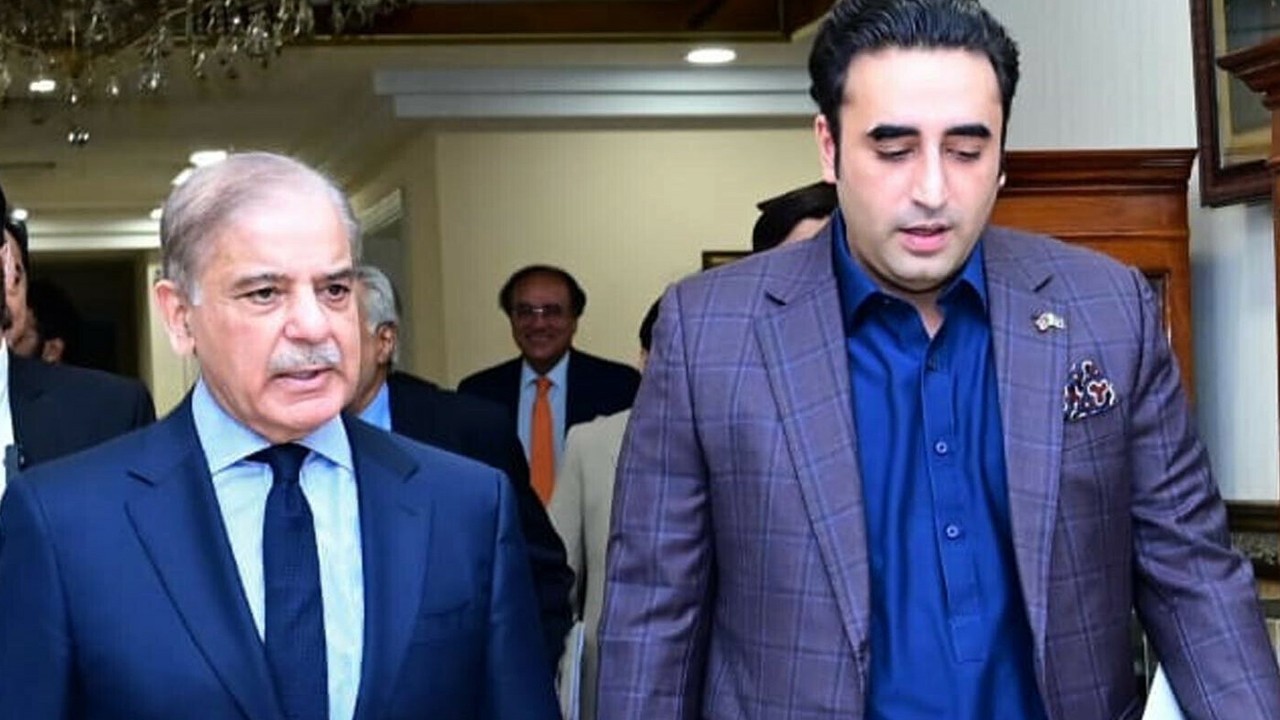 Bilawal criticises PM over delay in Karachi’s K-IV water project