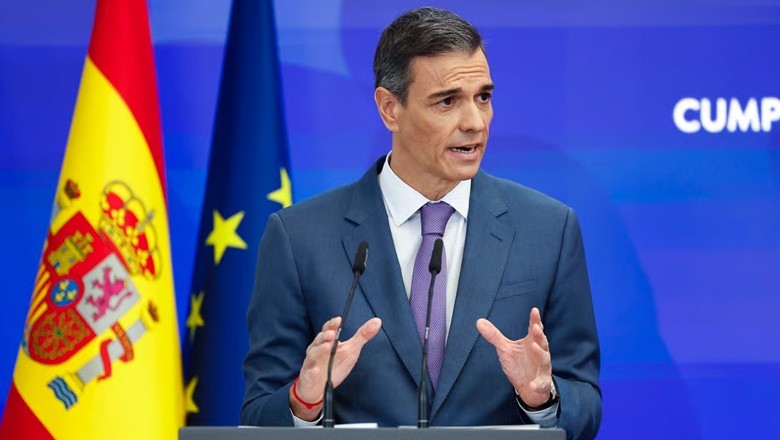 Spain blocks weapons shipments to Israel by sea and air