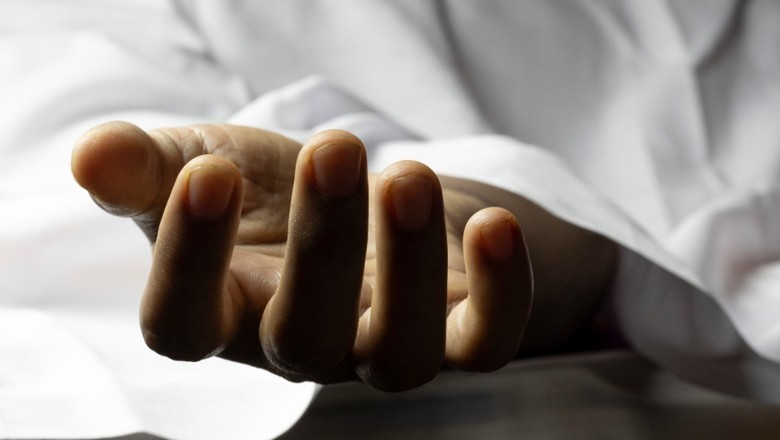 Elderly online rider shot dead during robbery attempt in Karachi