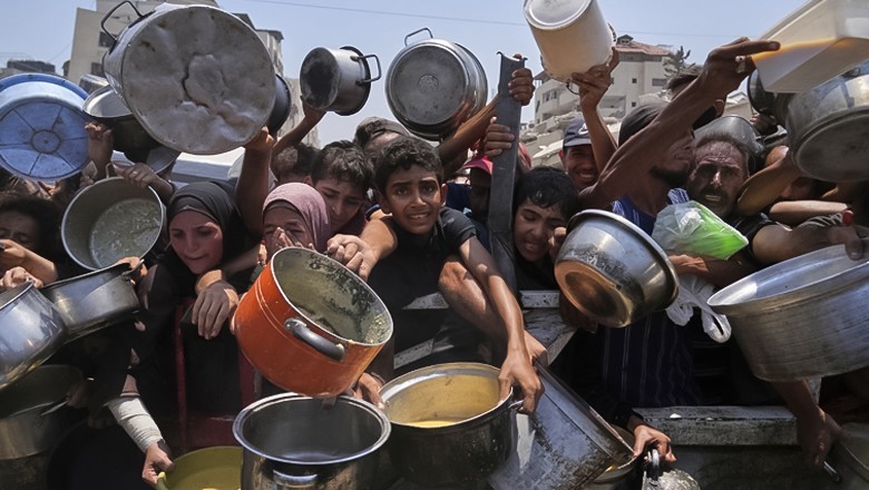 YouTube erases hundreds of videos documenting Israeli abuses in Gaza