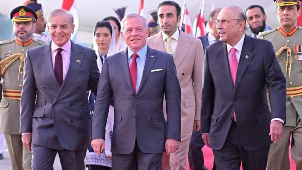 Jordan’s King Abdullah II arrives in Islamabad on a two-day official visit
