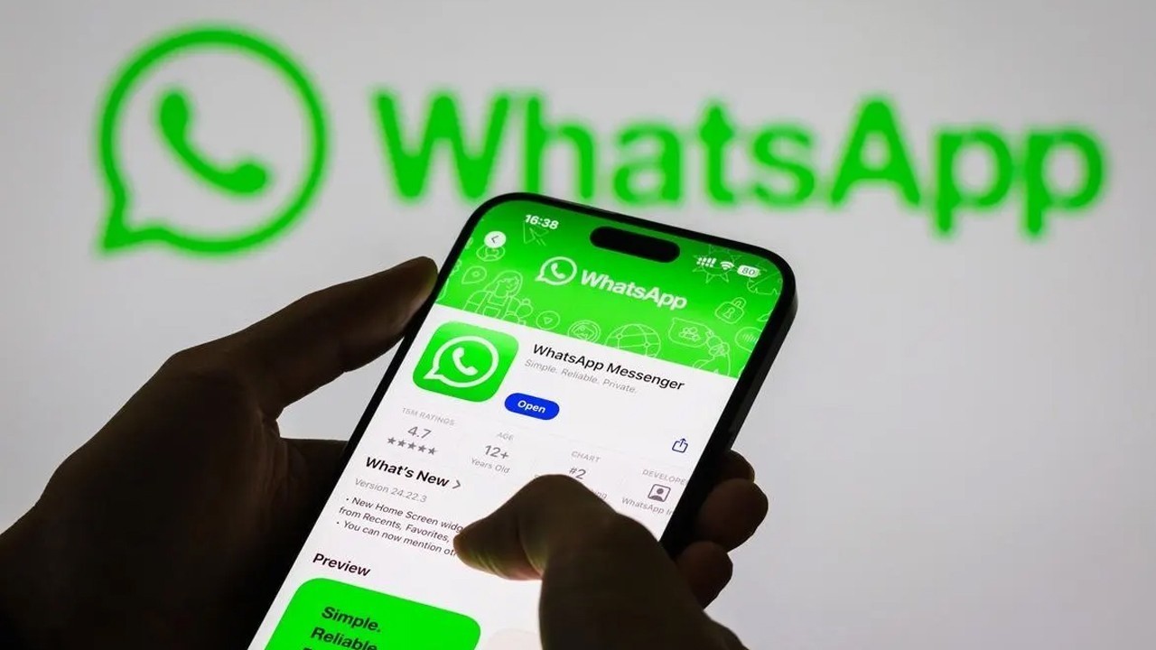 WhatsApp allows cross-app messaging