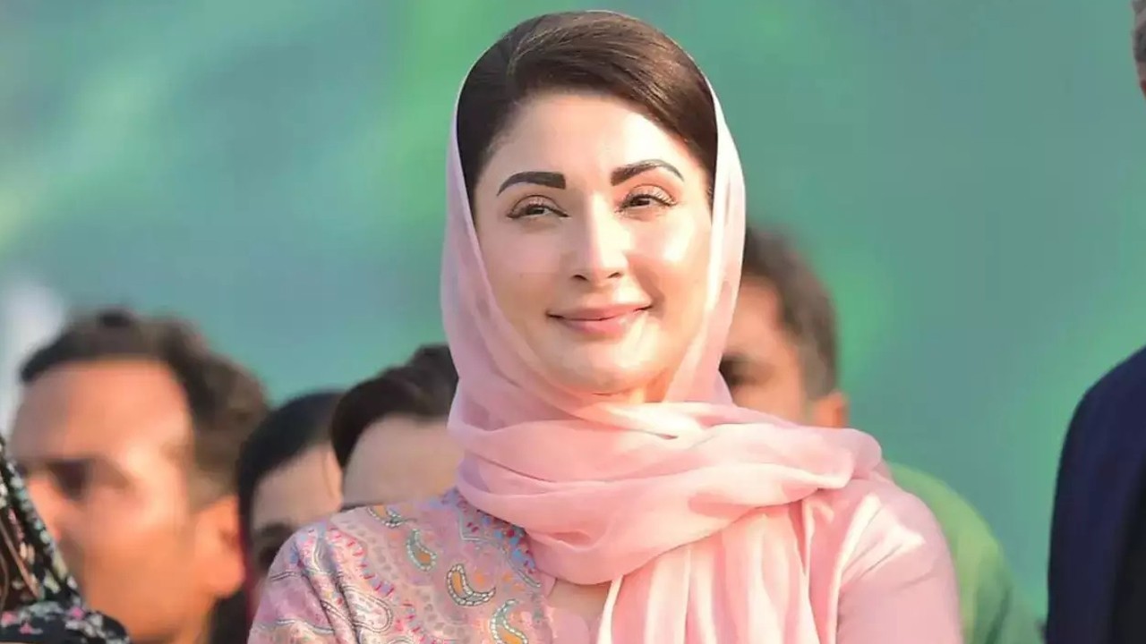 "Don’t use mobile phones while driving”: Maryam Nawaz urges road safety