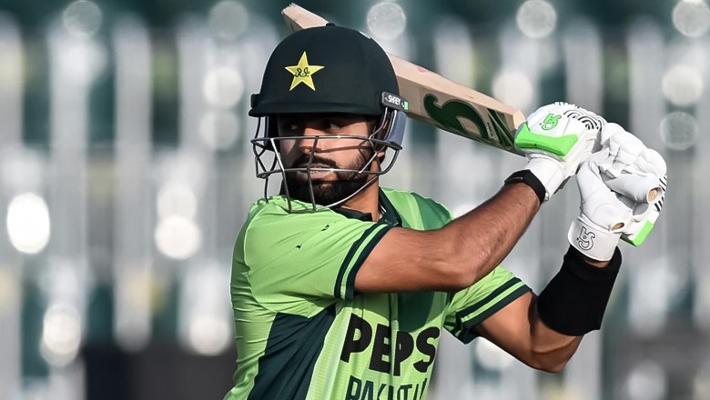 Babar fined for hitting stumps with bat after being dismissed in 3rd ODI vs SL