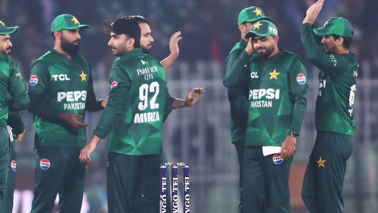Sahibzada Farhan stars as Pakistan beat Sri Lanka for second win in tri-nation series