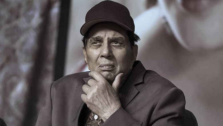 Bollywood legendary actor Dharmendra passes away at 89