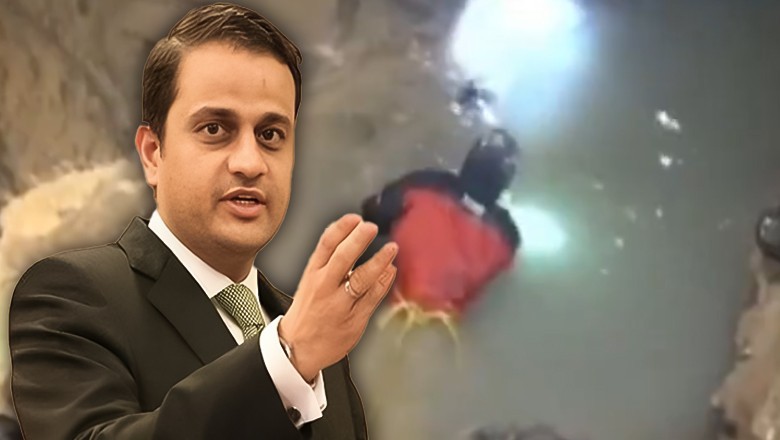 'Town chairman belongs to Jamaat-e-Islami': Murtaza Wahab shifts blame for Nipa incident