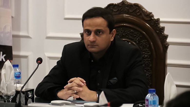 Mayor Murtaza Wahab initiates probe into utilisation of 246 UC funds