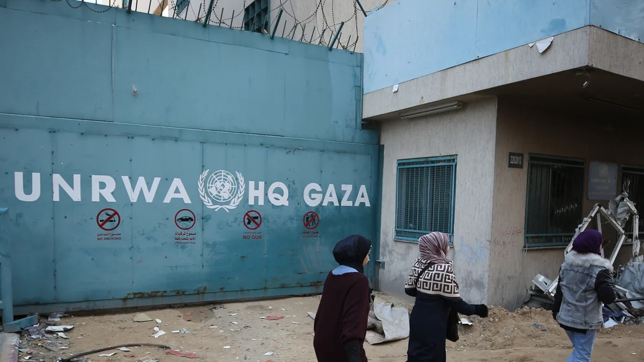 Pakistan, eight Muslim nations condemn Israeli raid on UNRWA HQ in East Jerusalem