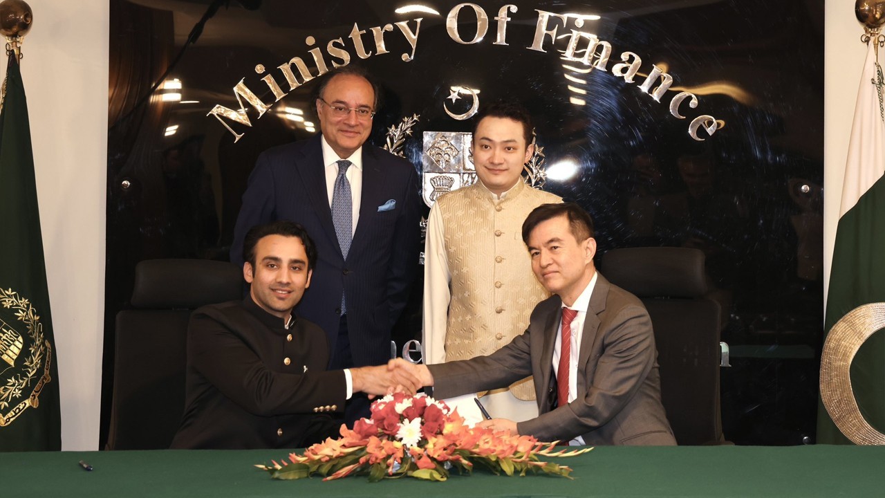 Pakistan issues NOC to Binance and HTX under new VARF