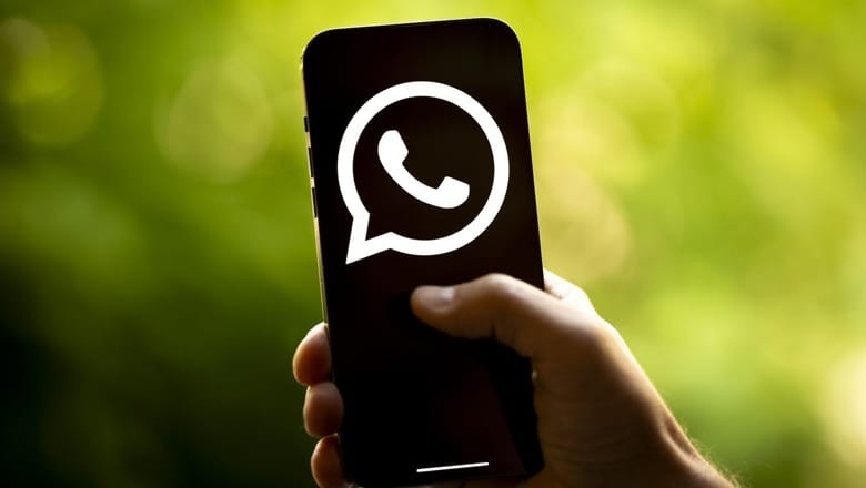 WhatsApp rolls out voicemail-style missed call messages, new AI tools