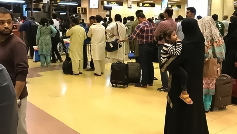 Government panel formed to investigate offloading of travellers