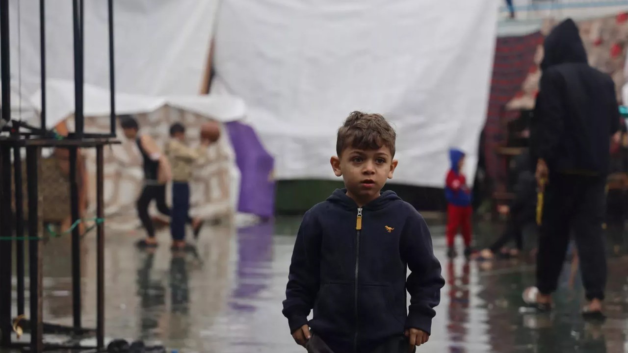 Severe cold and rain deepen humanitarian crisis for Gaza children: UNICEF