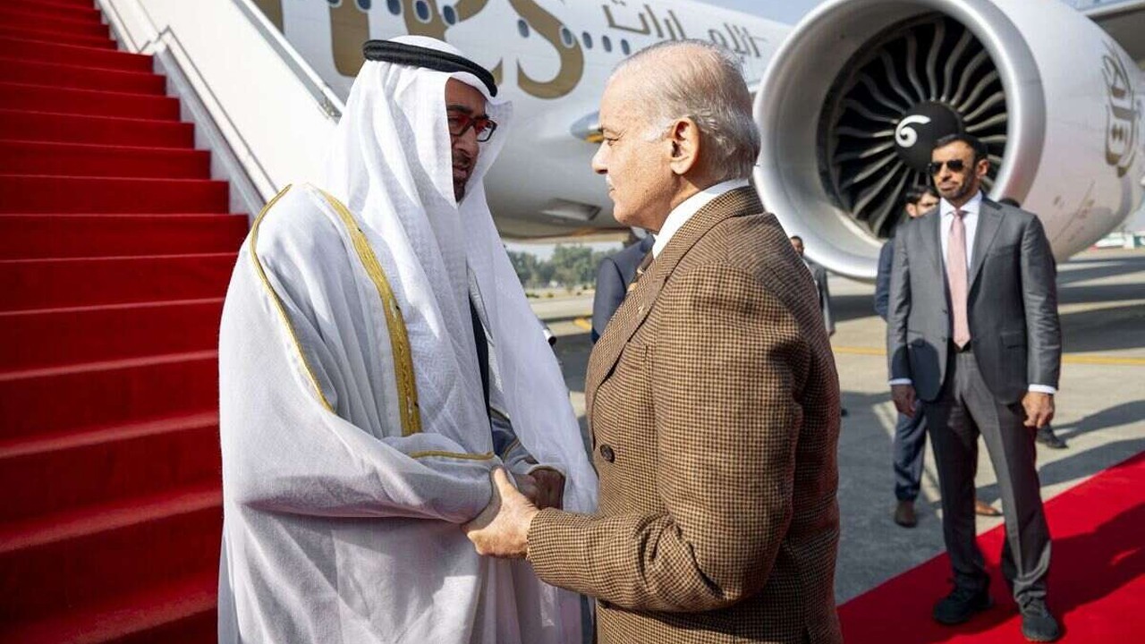 UAE presidents leaves Pakistan after holding important meetings