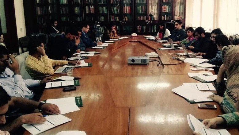 Govt to induct young development fellows with Rs90,000 monthly stipend