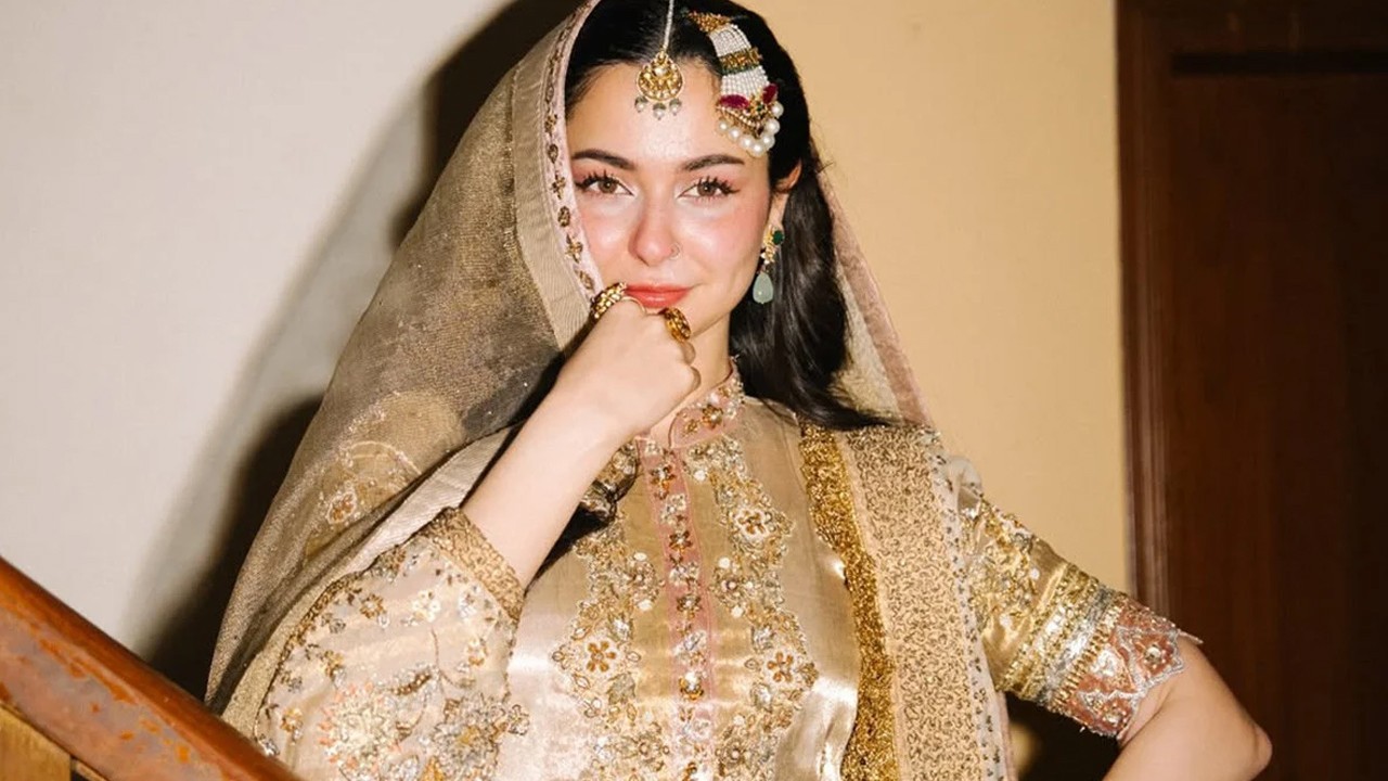 Hania Aamir responds to astrologer’s divorce prediction