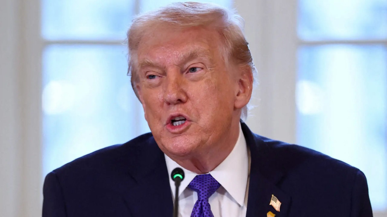 Trump considers supporting Iranian protesters as Tehran warns of retaliation