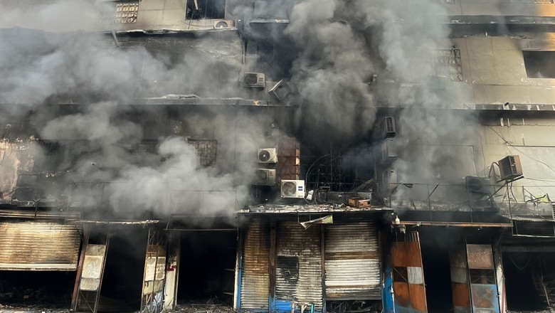 Five killed in Gul Plaza fire as efforts underway to contain blaze