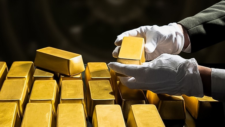 Gold price surge by Rs12,700 in Pakistan