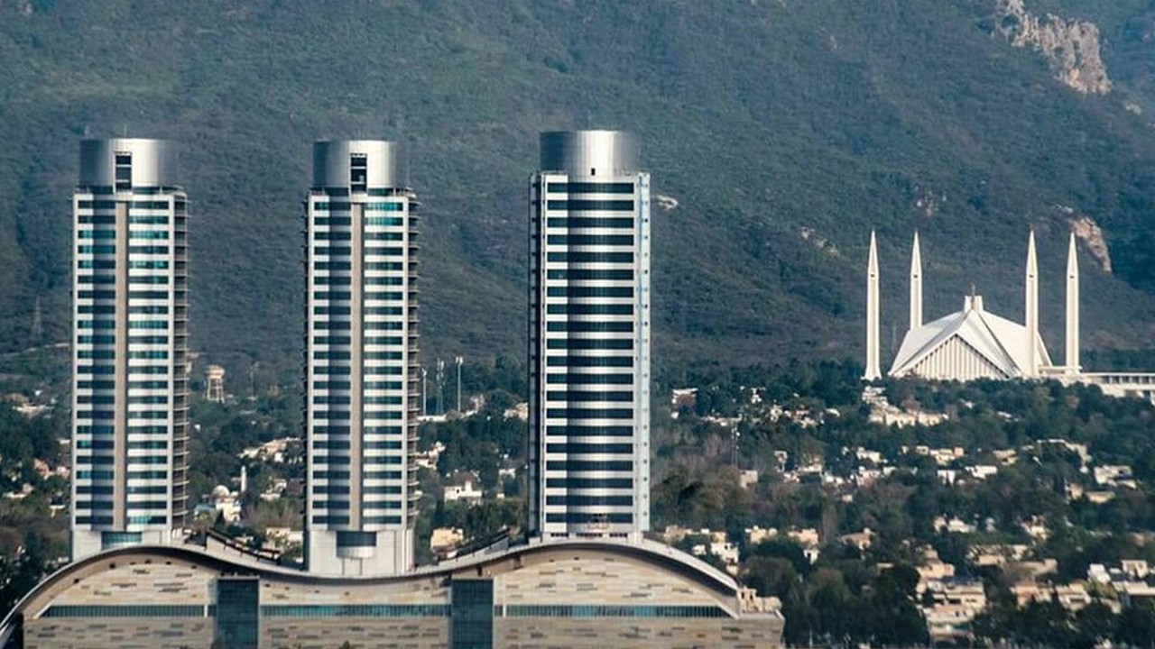 Over 50pc of Islamabad’s high-rise buildings lack basic fire safety measures: Sources