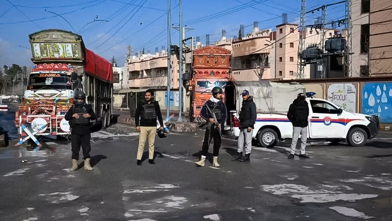 US expresses solidarity after Balochistan attacks, says it stannds ‘steadfast’ with Pakistan