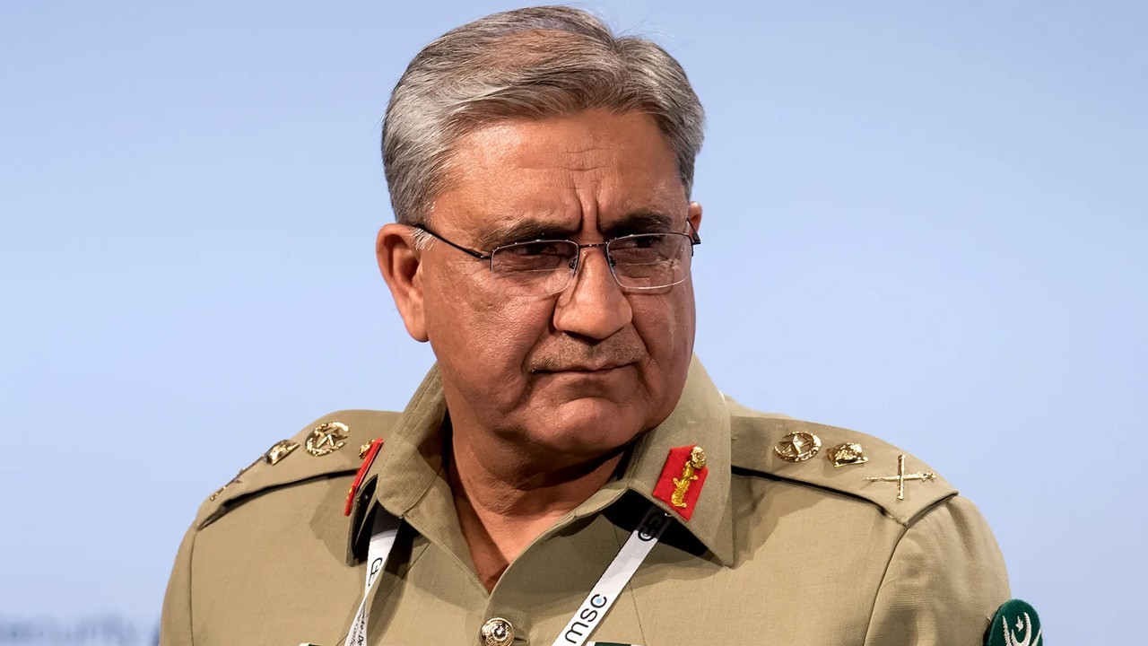 Ex-COAS Qamar Javed Bajwa reportedly injured after fall at home